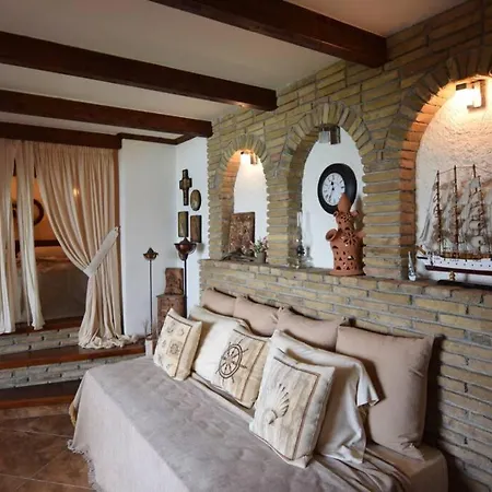 Villa Ammos Salamina *