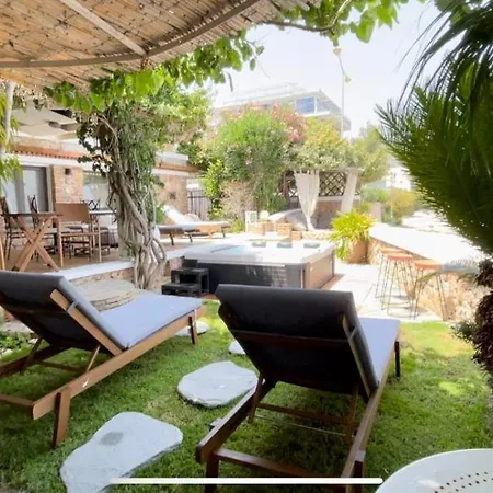 Ammos Salamina Villa
